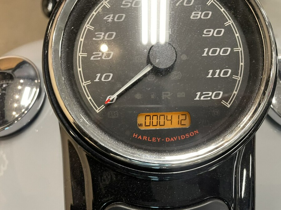 2024 Harley-Davidson® Freewheeler® Billiard Gray