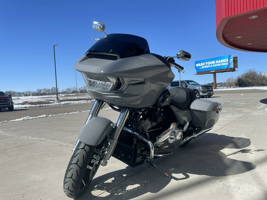 FLTRX 2024 Road Glide®