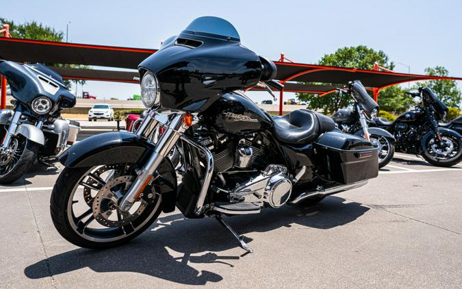 2017 Street Glide FLHX