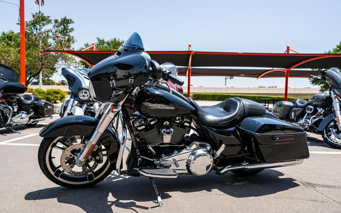 2017 Street Glide FLHX