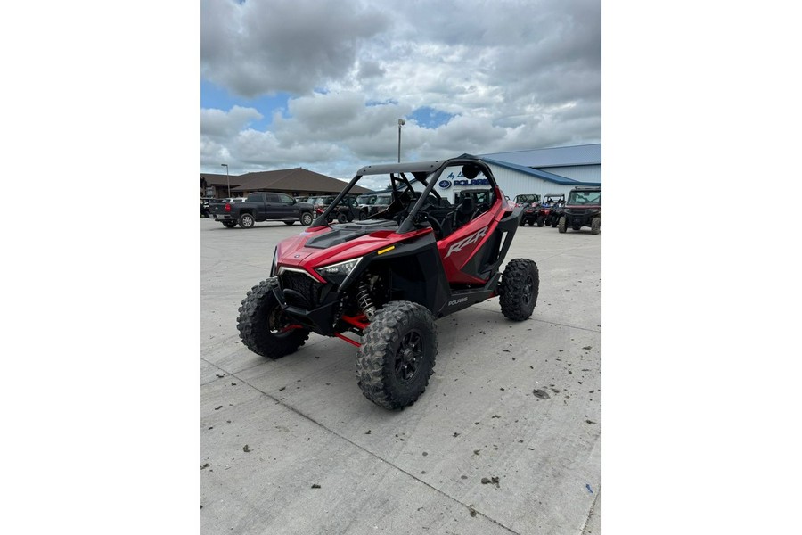 2022 Polaris RZR Pro XP Premium Sunset Red