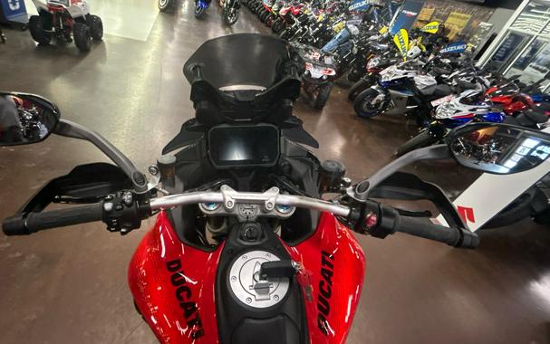 2025 Ducati Multistrada V4 PIKES PEAK