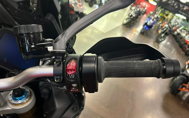 2025 Ducati Multistrada V4 PIKES PEAK