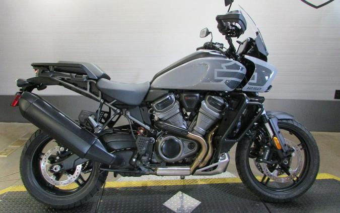 2025 Harley-Davidson® RA1250S - Pan America® 1250 Special