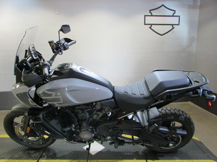 2025 Harley-Davidson® RA1250S - Pan America® 1250 Special