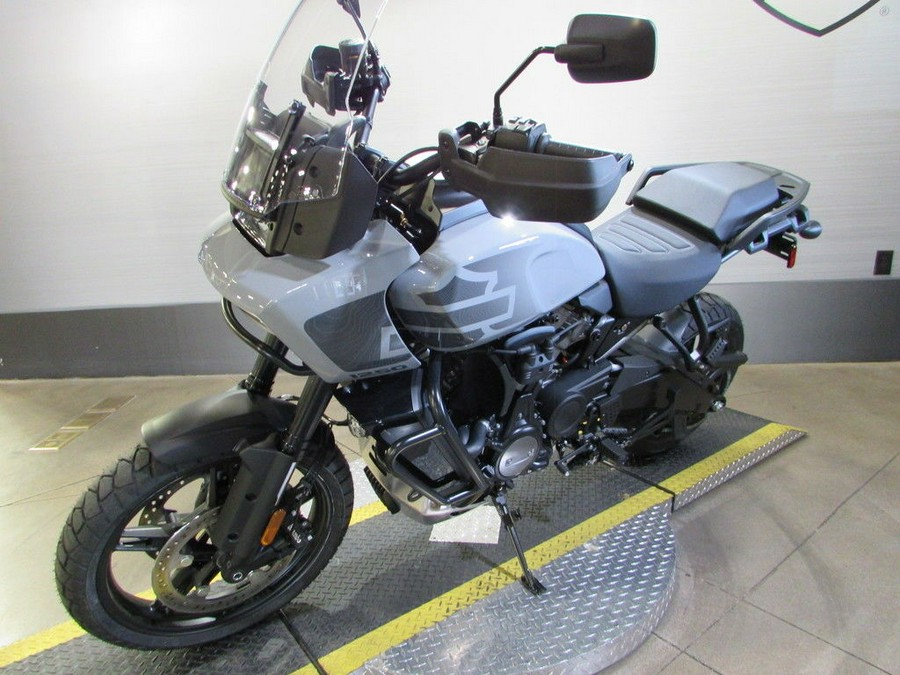 2025 Harley-Davidson® RA1250S - Pan America® 1250 Special