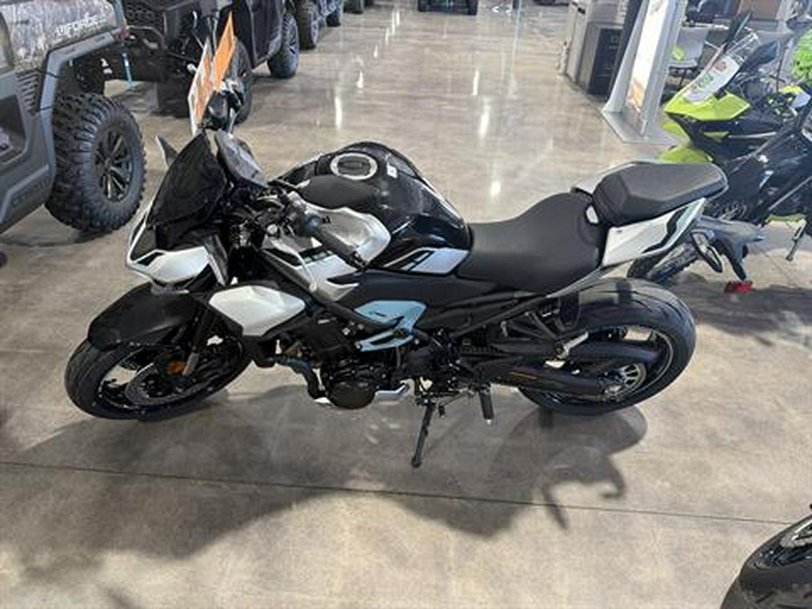 2025 Kawasaki Z900 ABS