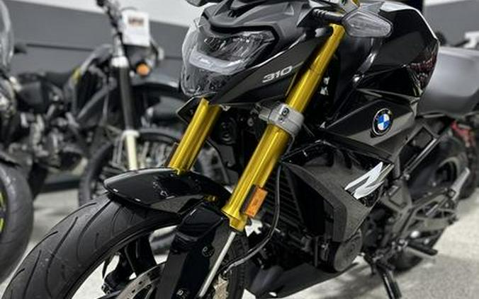 2022 BMW G 310 R Cosmic Black 2