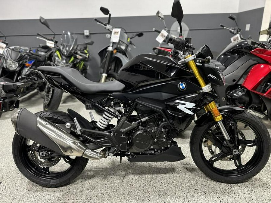 2022 BMW G 310 R Cosmic Black 2