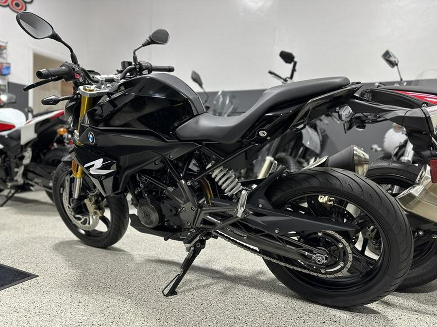 2022 BMW G 310 R Cosmic Black 2