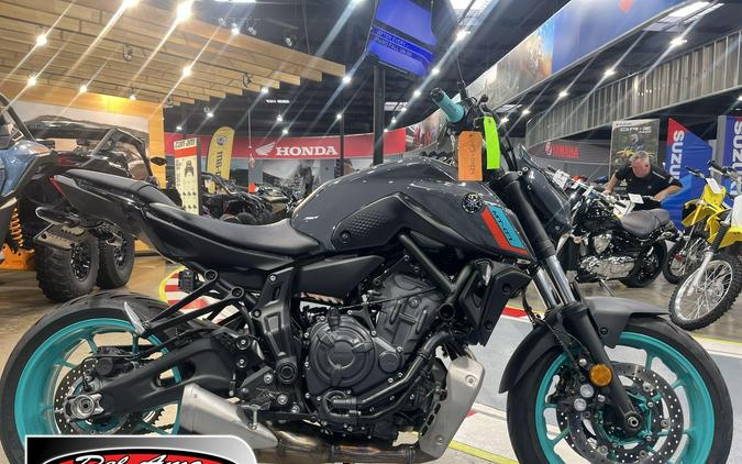 2022 Yamaha MT-07 CA
