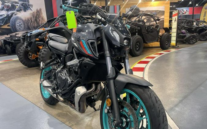 2022 Yamaha MT-07 CA