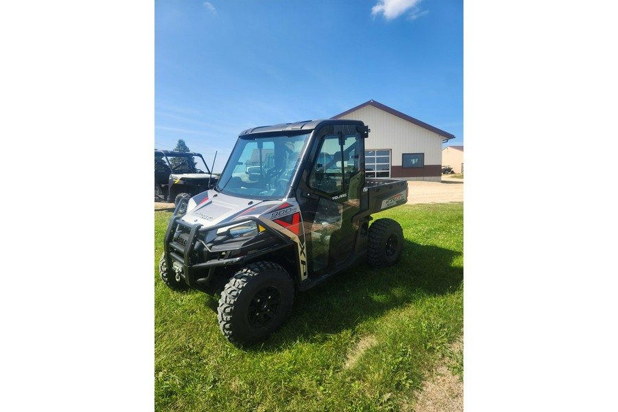 2019 Polaris Industries RANGER XP® 900 EPS - Silver Pearl