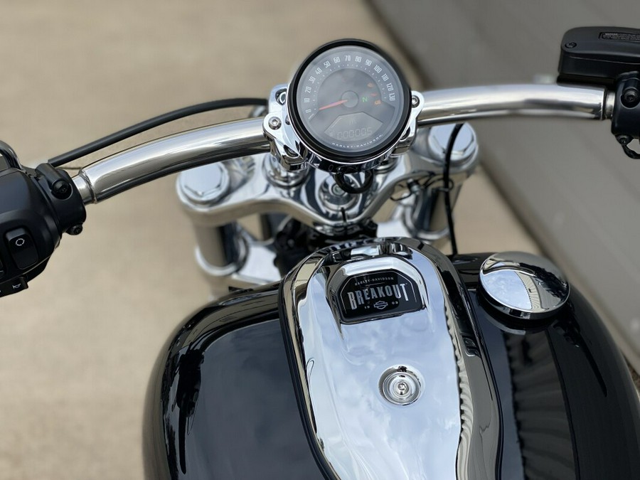 2025 Harley-Davidson Breakout