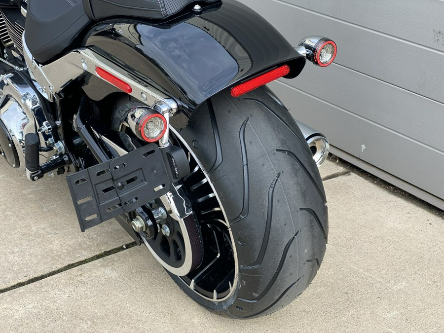 2025 Harley-Davidson Breakout