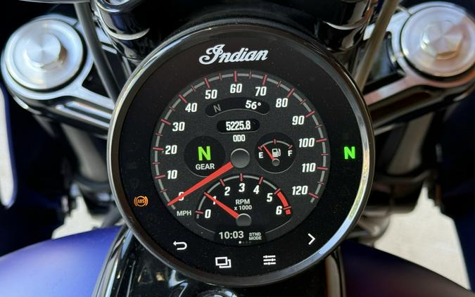 2023 Indian Sport Chief Dark Horse® Icon