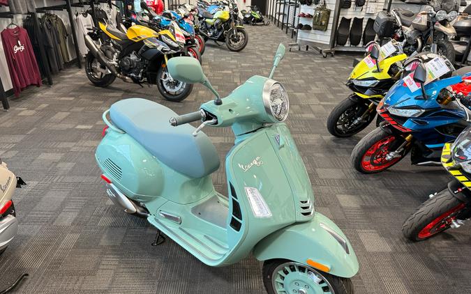 2027 Vespa GTS 310 80th