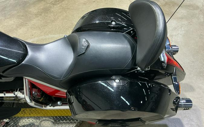 2016 Victory Magnum