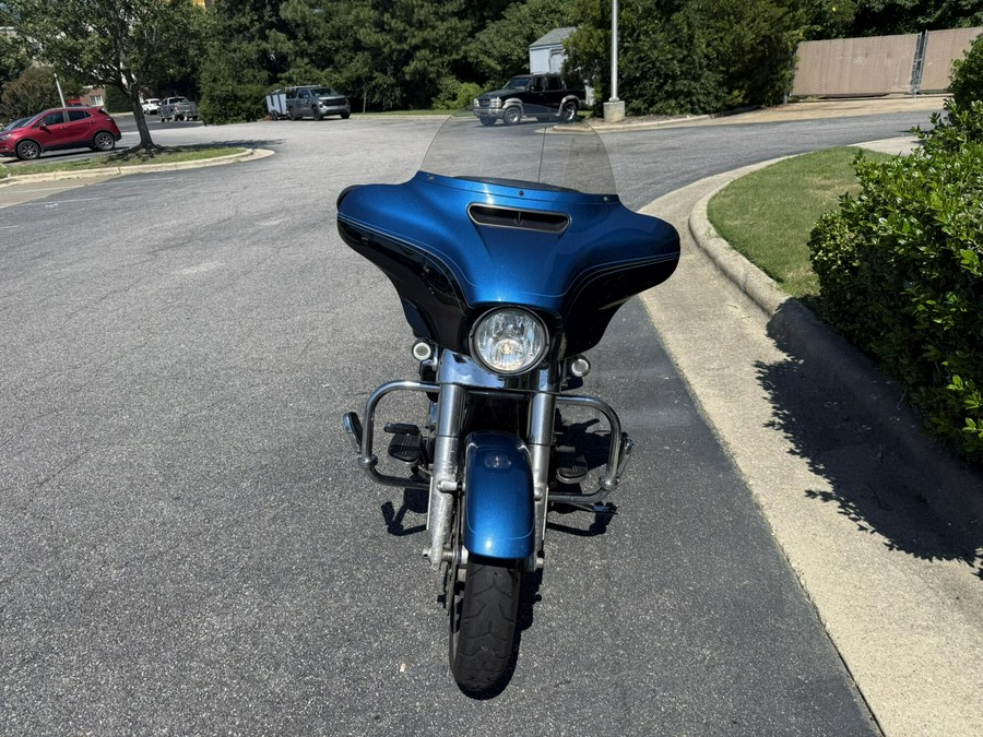 FLHX 2018 Street Glide®