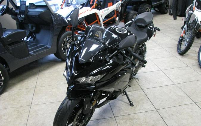 2024 Kawasaki Ninja® ZX™-4R ABS