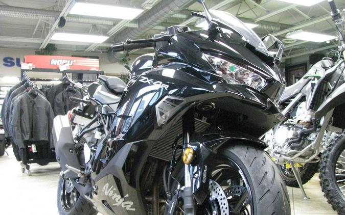 2024 Kawasaki Ninja® ZX™-4R ABS