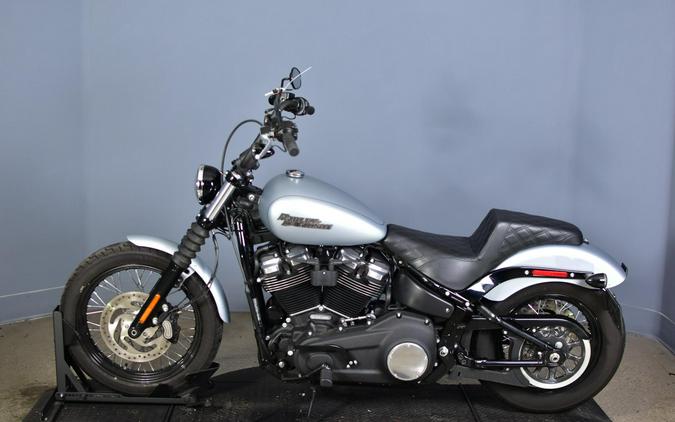 2020 Harley-Davidson Street Bob Barracuda Silver Denim