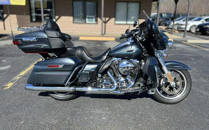 2015 Harley-Davidson® FLHTCUL - Electra Glide® Ultra Classic® Low