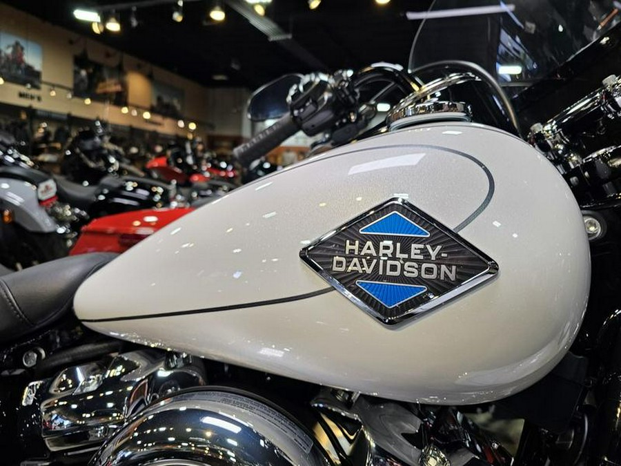 2025 Harley-Davidson® FLHC - Heritage Classic