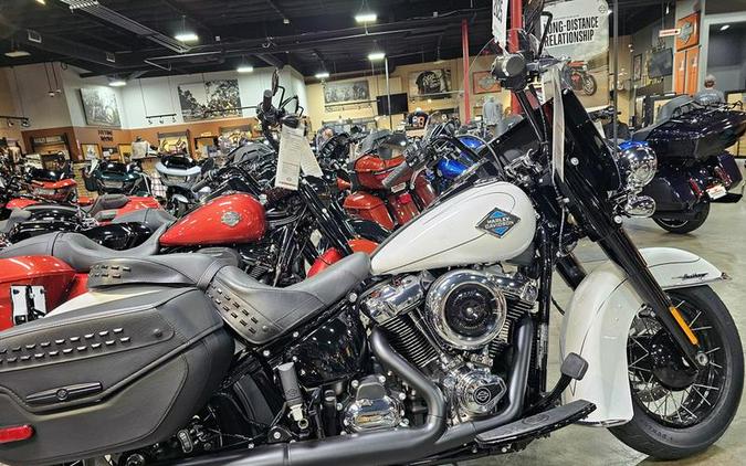 2025 Harley-Davidson® FLHC - Heritage Classic