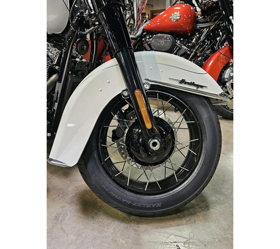 2025 Harley-Davidson® FLHC - Heritage Classic