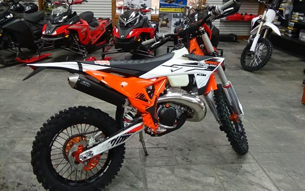 2026 KTM 300 XC-W Hardenduro