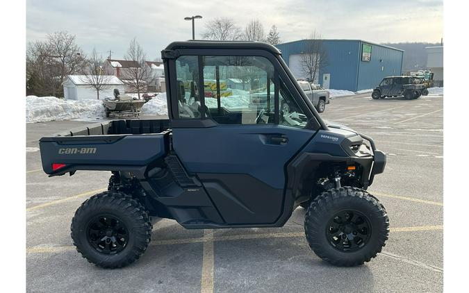 2026 Can-Am DEFENDER XT CAB HD11