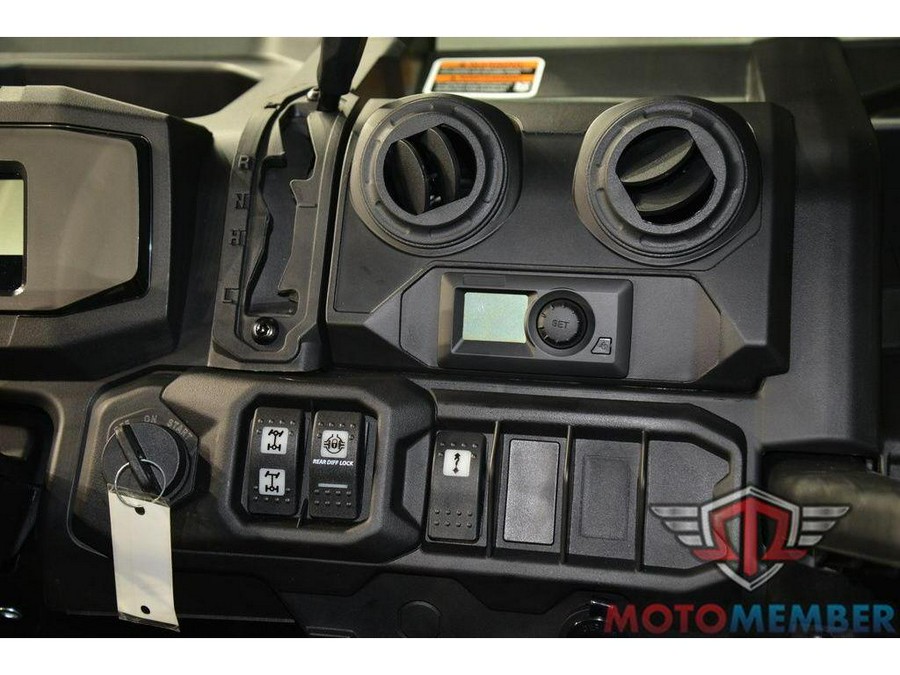 2026 Can-Am Defender DPS CAB HD10
