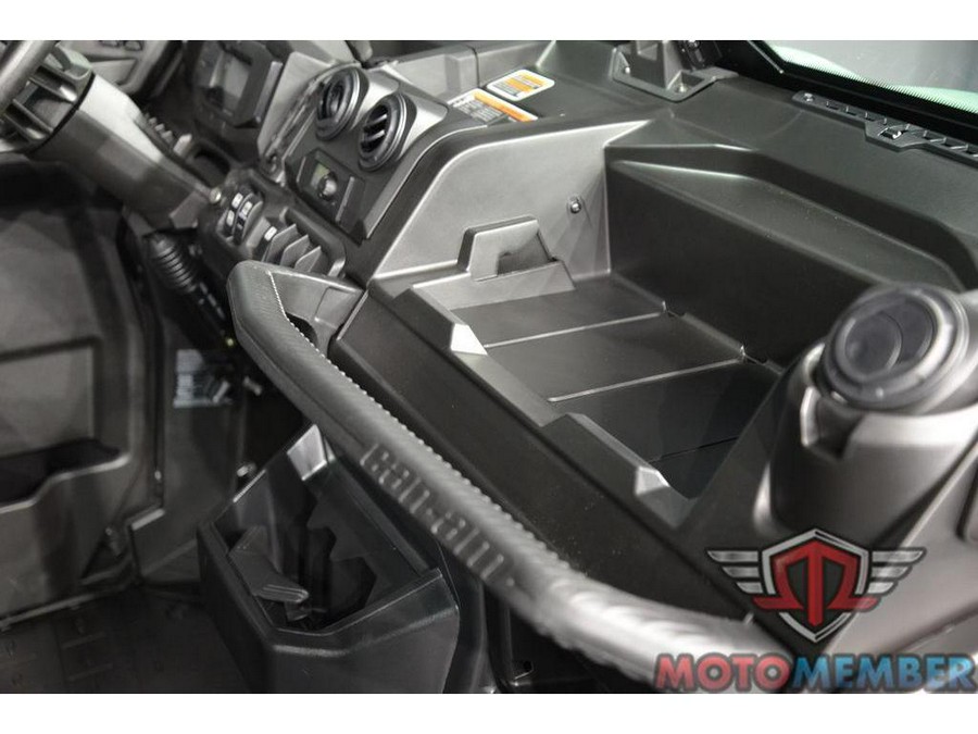 2026 Can-Am Defender DPS CAB HD10
