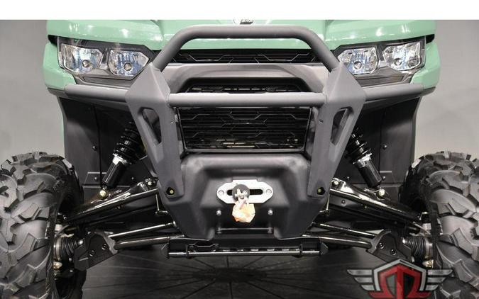 2026 Can-Am Defender DPS CAB HD10