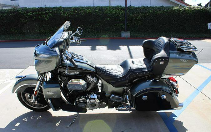 2021 Indian Motorcycle® Roadmaster® Alumina Jade/Thunder Black