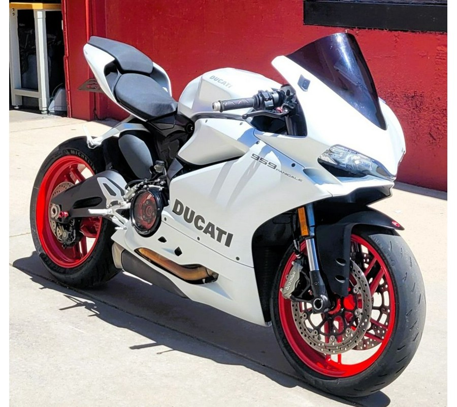 2019 Ducati 959 Panigale Arctic White Silk