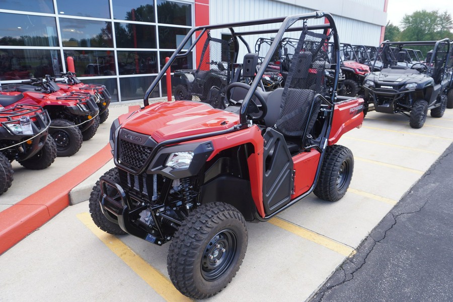 2025 Honda PIONEER 520