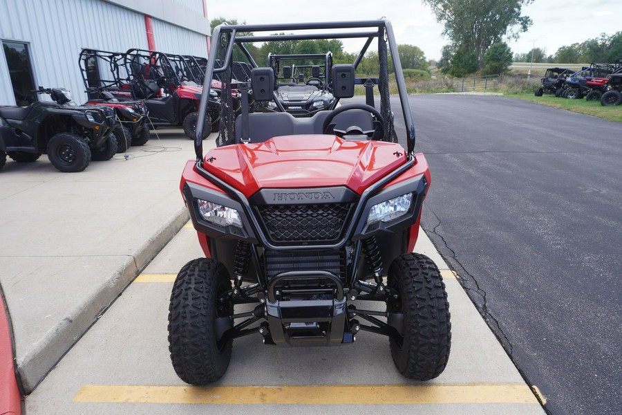 2025 Honda PIONEER 520