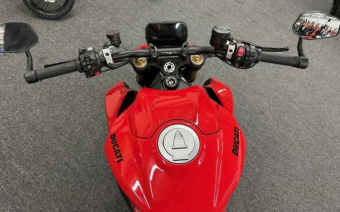 2025 Ducati Streetfighter V2 S