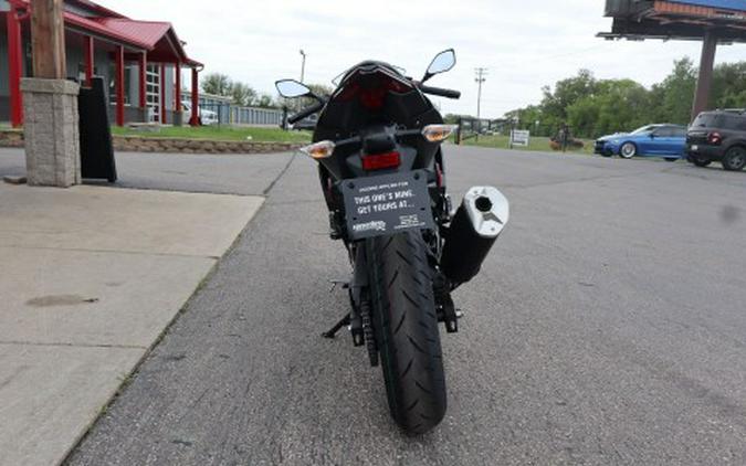 2026 Kawasaki Ninja® 500