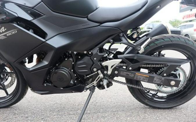 2026 Kawasaki Ninja® 500
