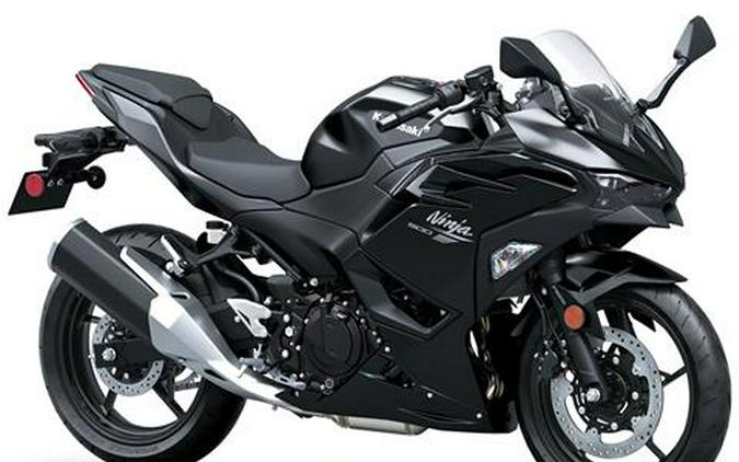 2026 Kawasaki Ninja® 500