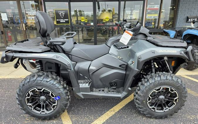2027 Can-Am® Outlander MAX XT 1000 7.6 in.