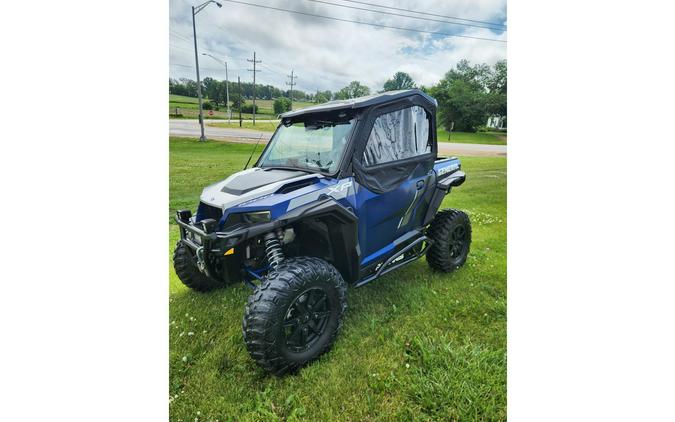 2020 Polaris Industries Polaris GENERAL® XP 1000 Deluxe Matte Navy Blue