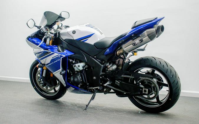 2014 Yamaha YZF-R1