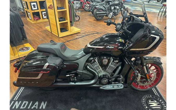 2024 Challenger® Elite - Indian Motorcycle