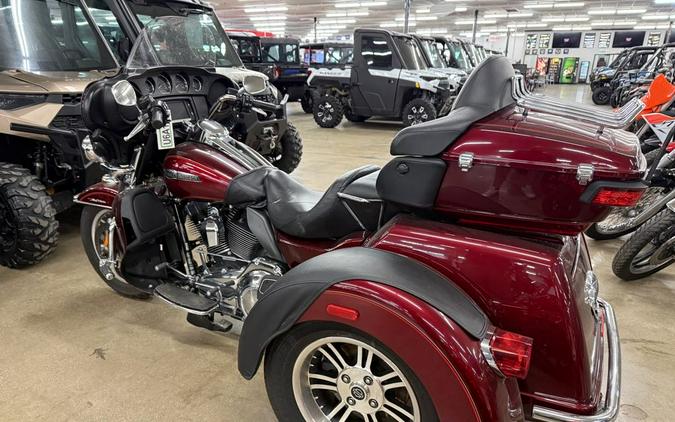 2016 Harley-Davidson® Trike Tri Glide® Ultra