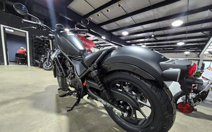2026 Honda Rebel 300 E-Clutch