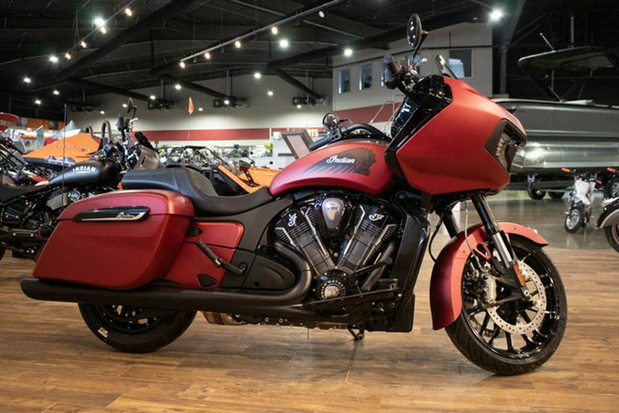 2024 Indian Challenger Dark Horse Sunset Red Smoke